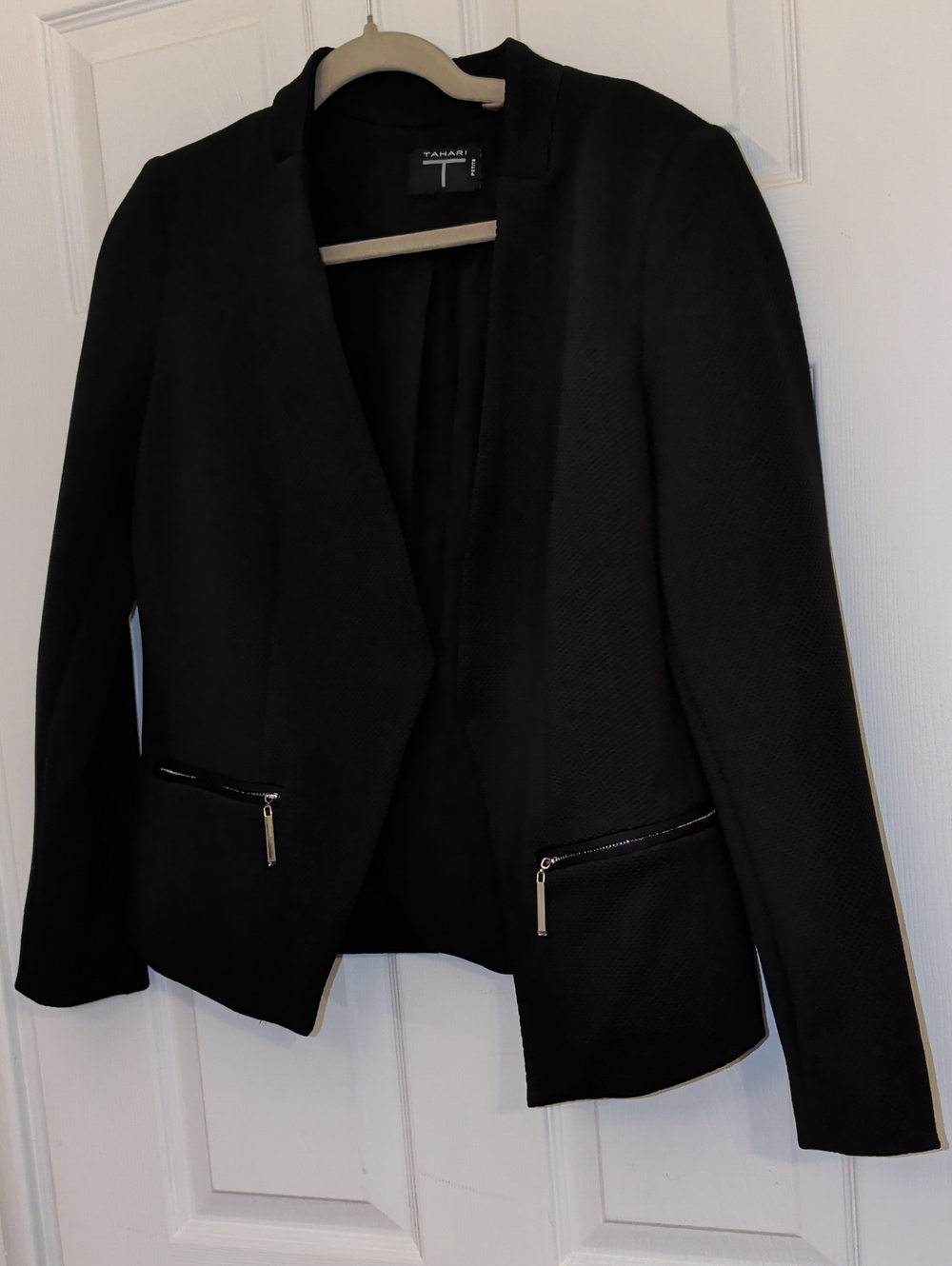 Like New Tahari Blazer Size 10P